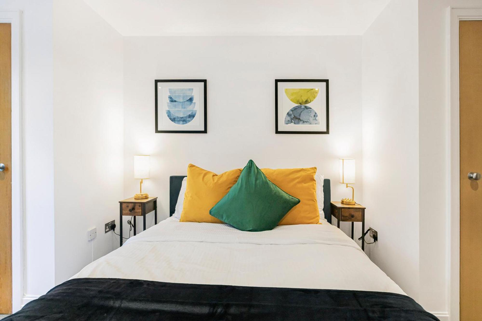 Athera - Hoxton Square 2 Bed, 2 Bath Entire Private Apartment 런던 외부 사진