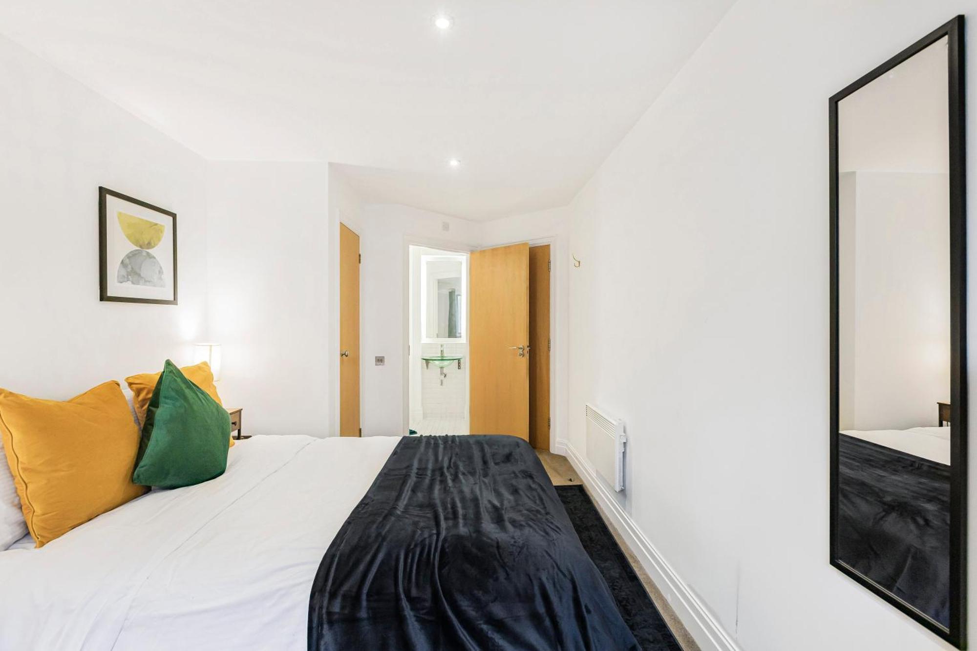 Athera - Hoxton Square 2 Bed, 2 Bath Entire Private Apartment 런던 외부 사진